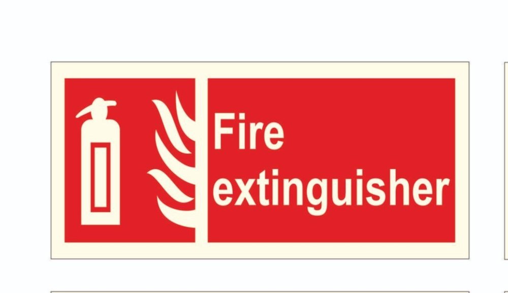 Rectangular Red Industrial Fire Extinguisher Signage, Dimension: 200x250