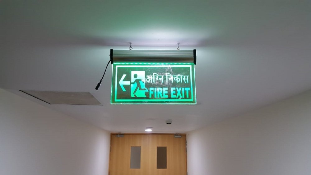 UV Flatbed Printing Acrylic Safety Signs, in Pan India, Print Size: 12x6 Inches