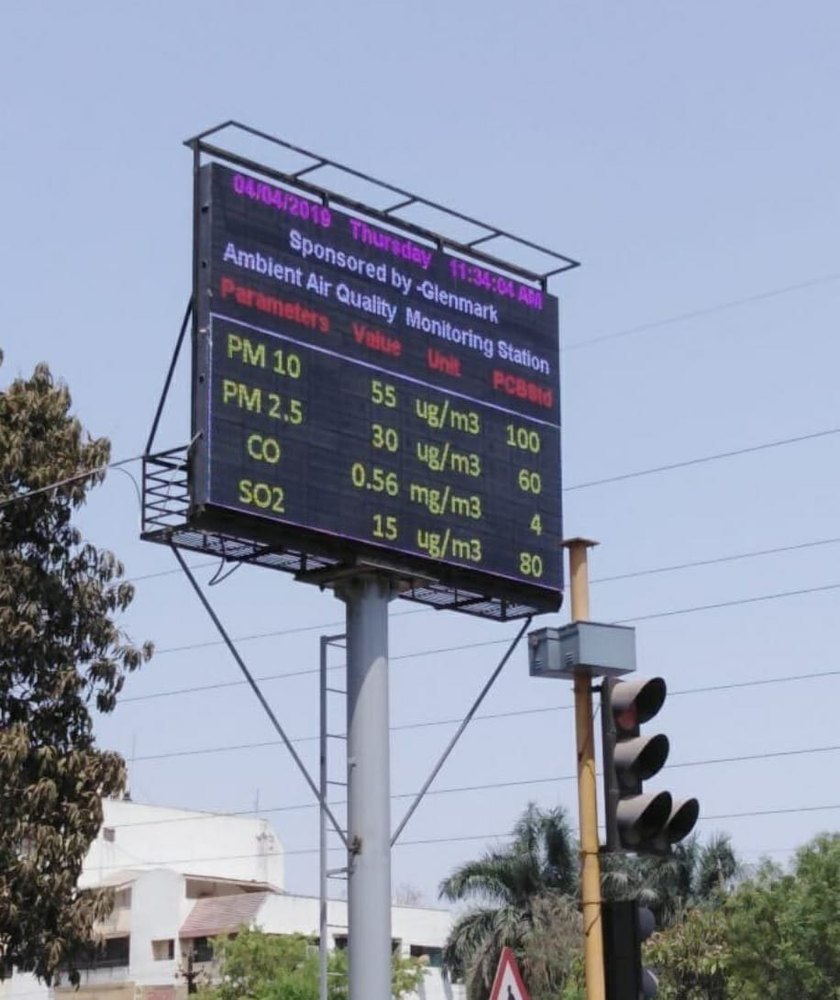 Multicolor Metal Variable Message sign System (VMS)