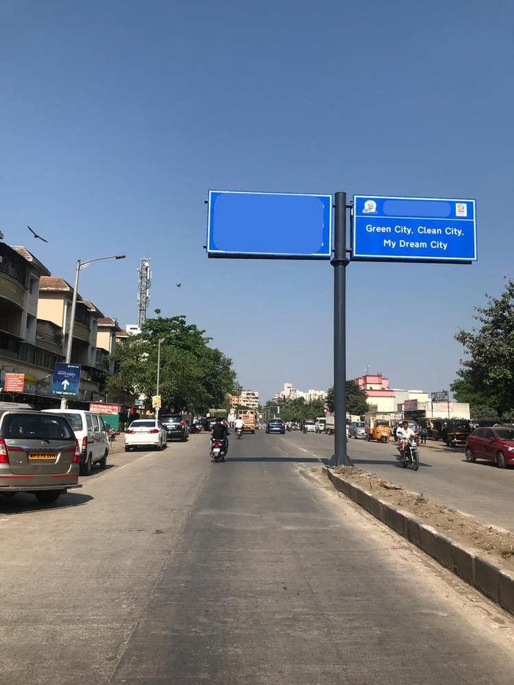 Blue Rectangular Highway Sign Boards, For Travellers