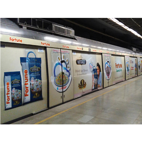 Metro Train Advertising Service