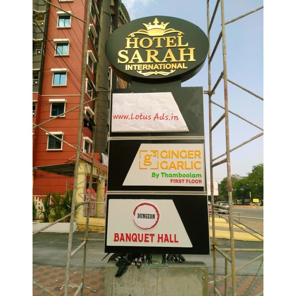 Floor Standing Acrylic Pylon Sign Board, For Advertising