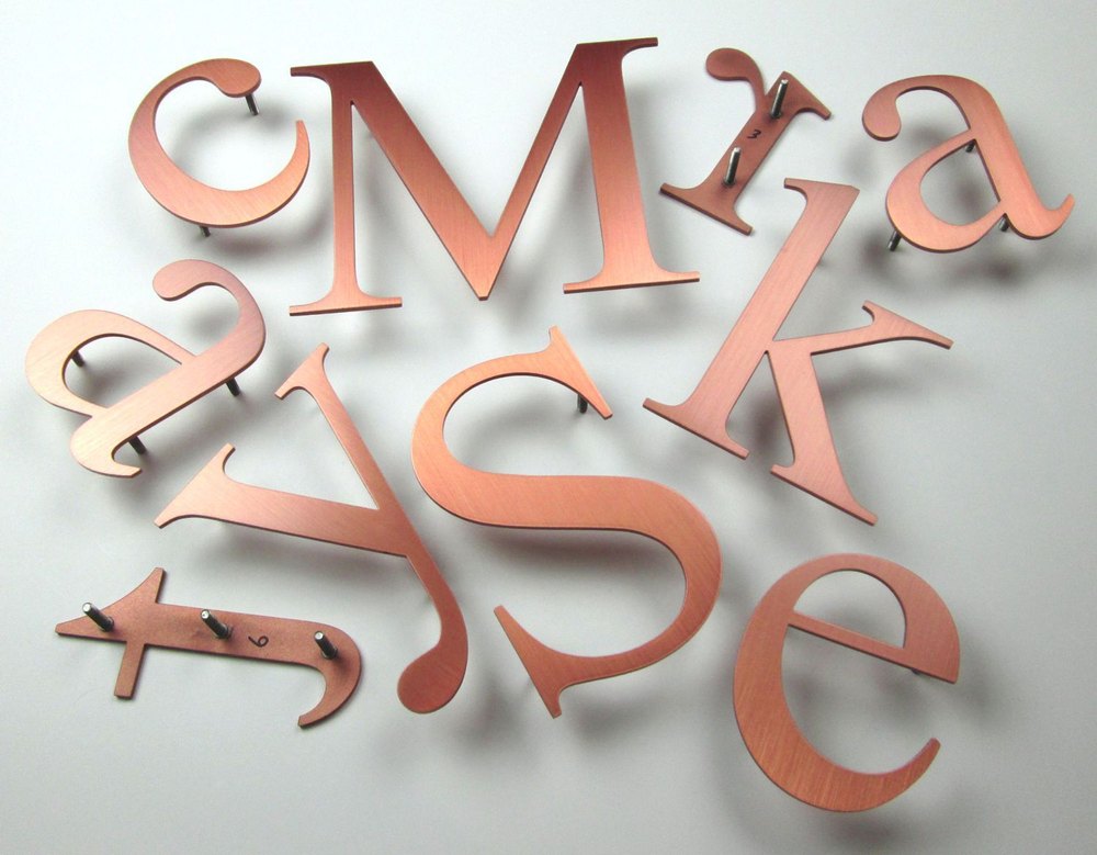 Motif Graphics Glossy Copper Letters, For Commercial