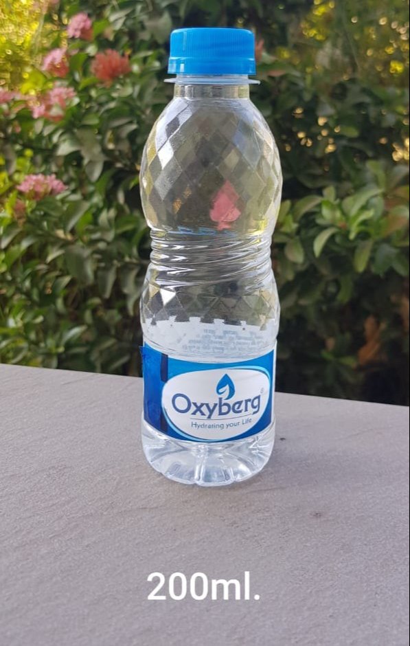 Plastic Oxyberg Packaged Drinking Water 200ml