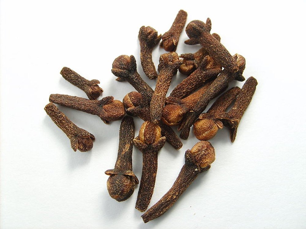 Brown Organic Dry Cloves