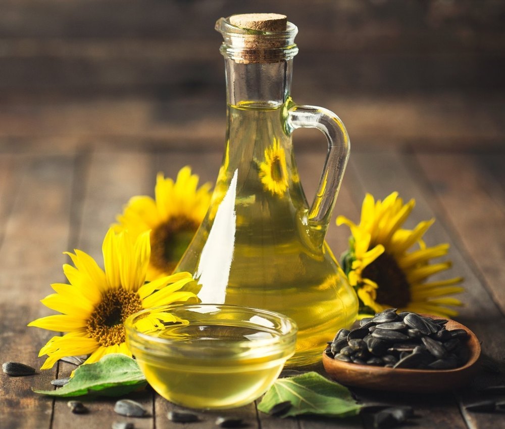 Poly Unsaturated Lowers Cholesterol Organic Sunflower Oil, Packaging Size: Loose