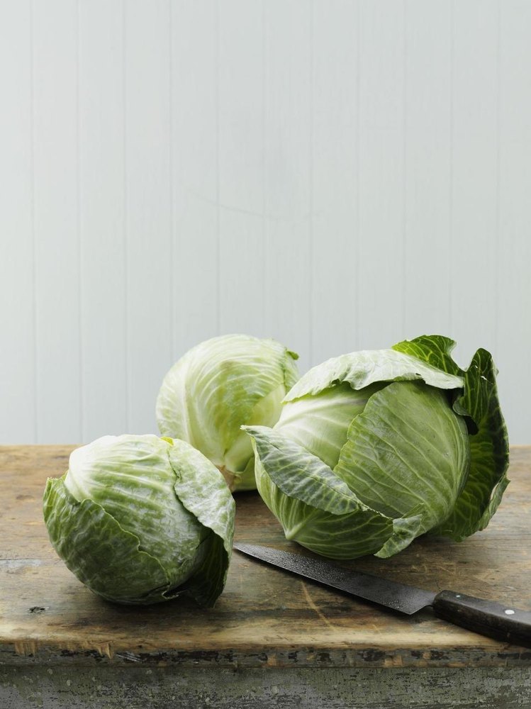 Guajrat Fresh Organic Cabbage, Pesticide Free (for Raw Products)