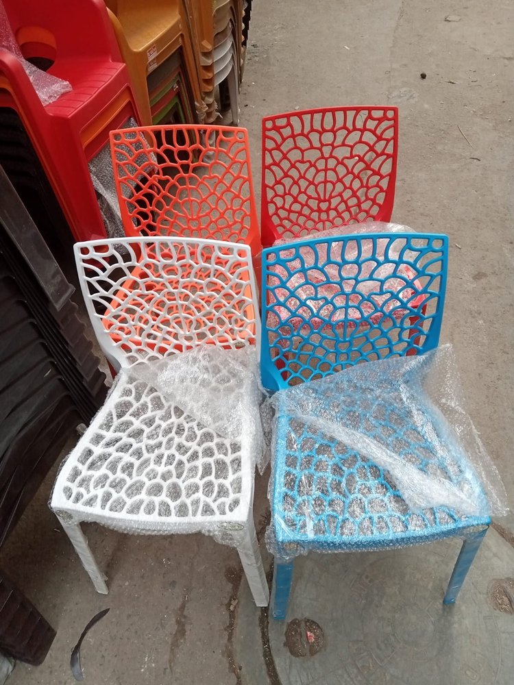 Plastic Cafe And Restaurant Chairs