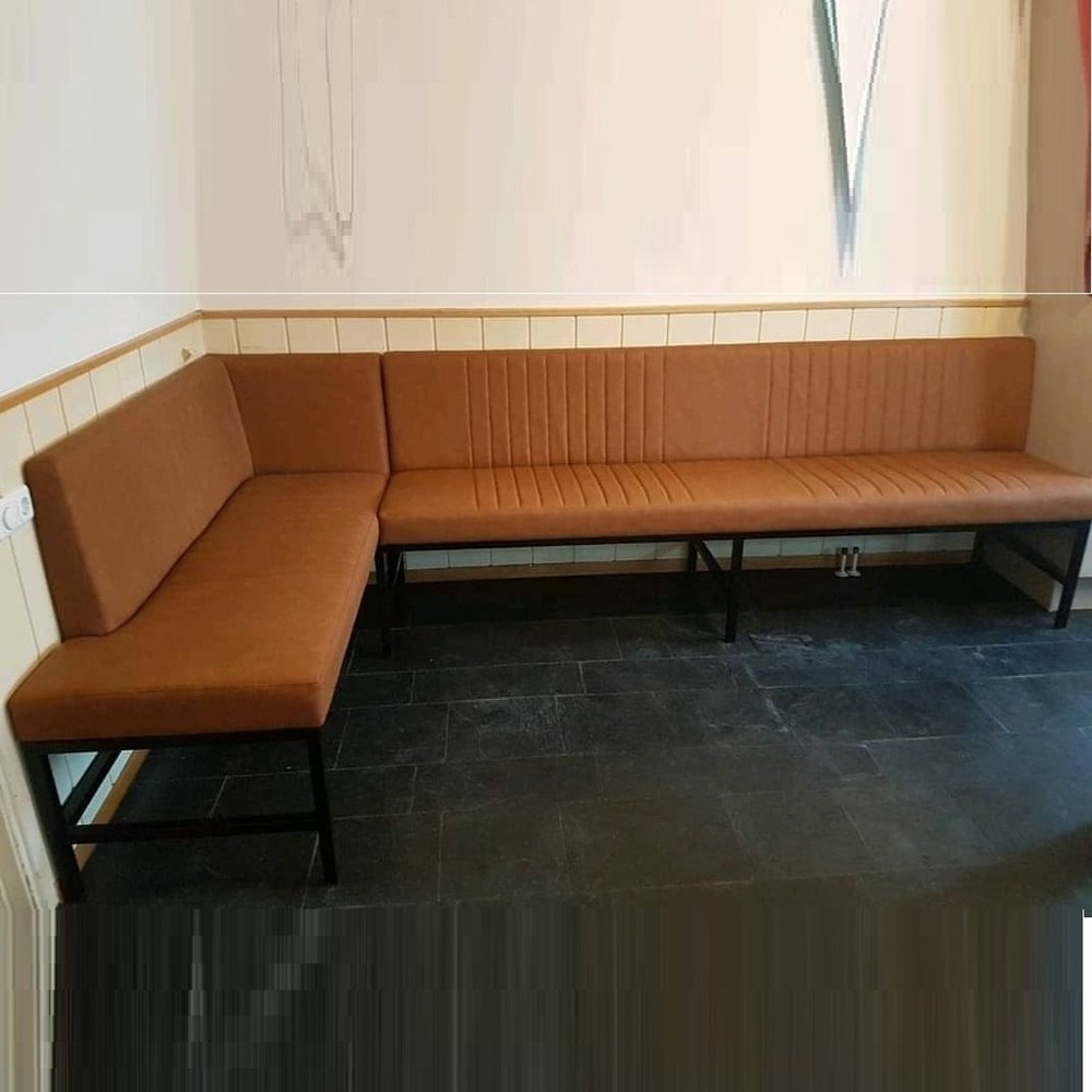 Iron And Wood Brown Restaurant Booth Sofa, For Cafe, Hotels And Restaurants