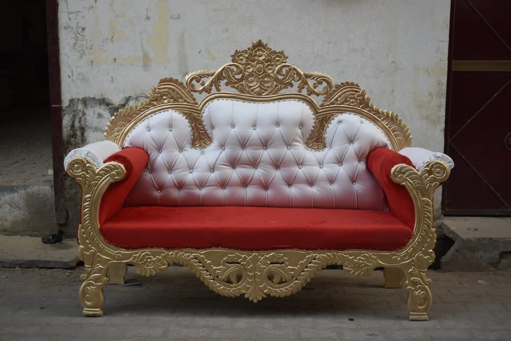 White NRW Wooden wedding sofa, Size: 54*28