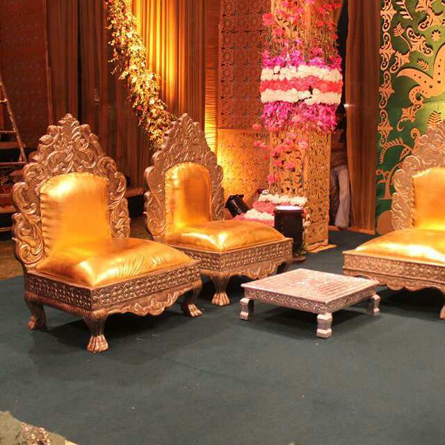 Mango Wood Mandap Vidhi Chair img