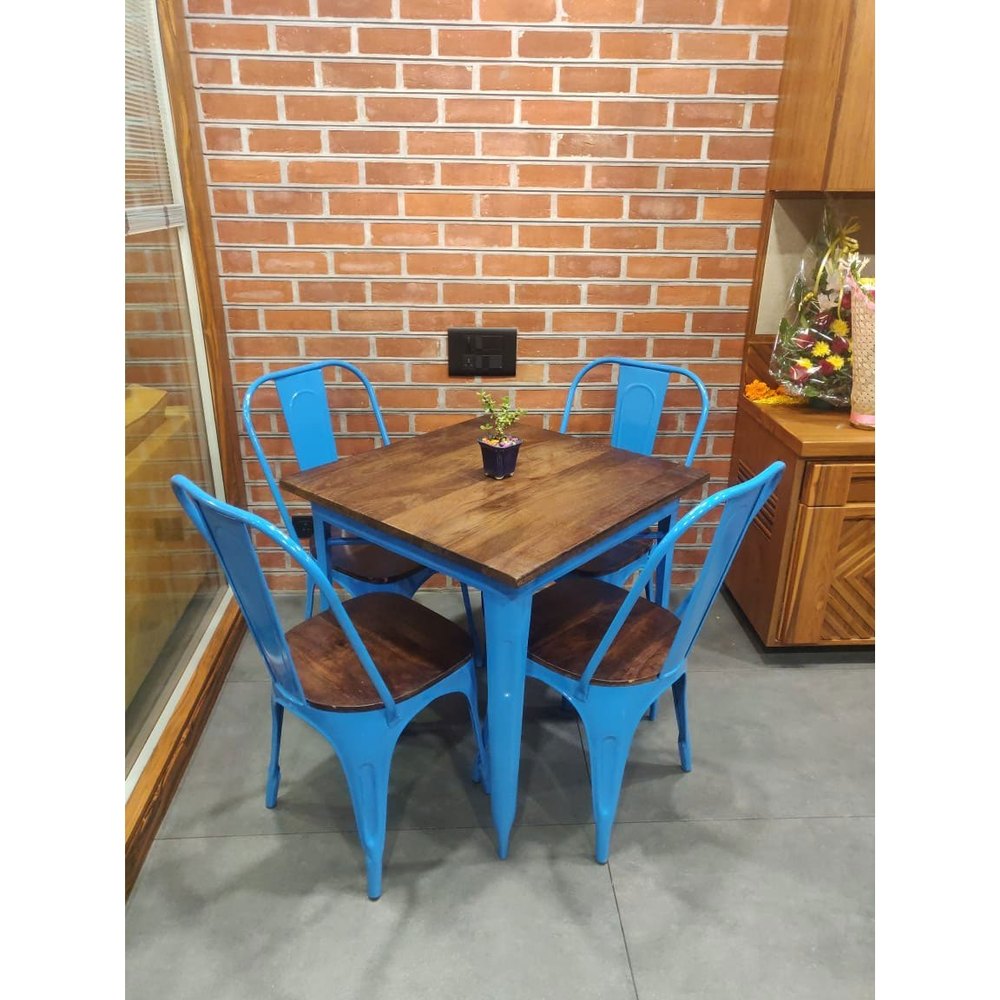 Sri Vaishnavi Mild Steel Cafeteria Table And Chair