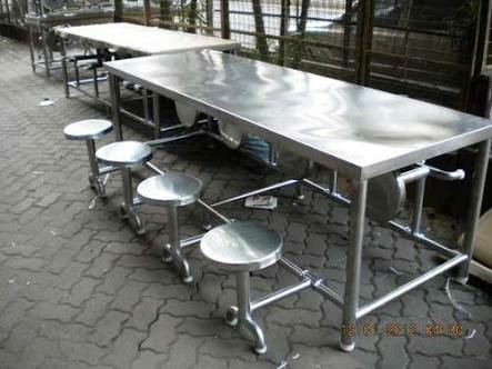 Stainless Steel Fabtro Canteen Table With Stool