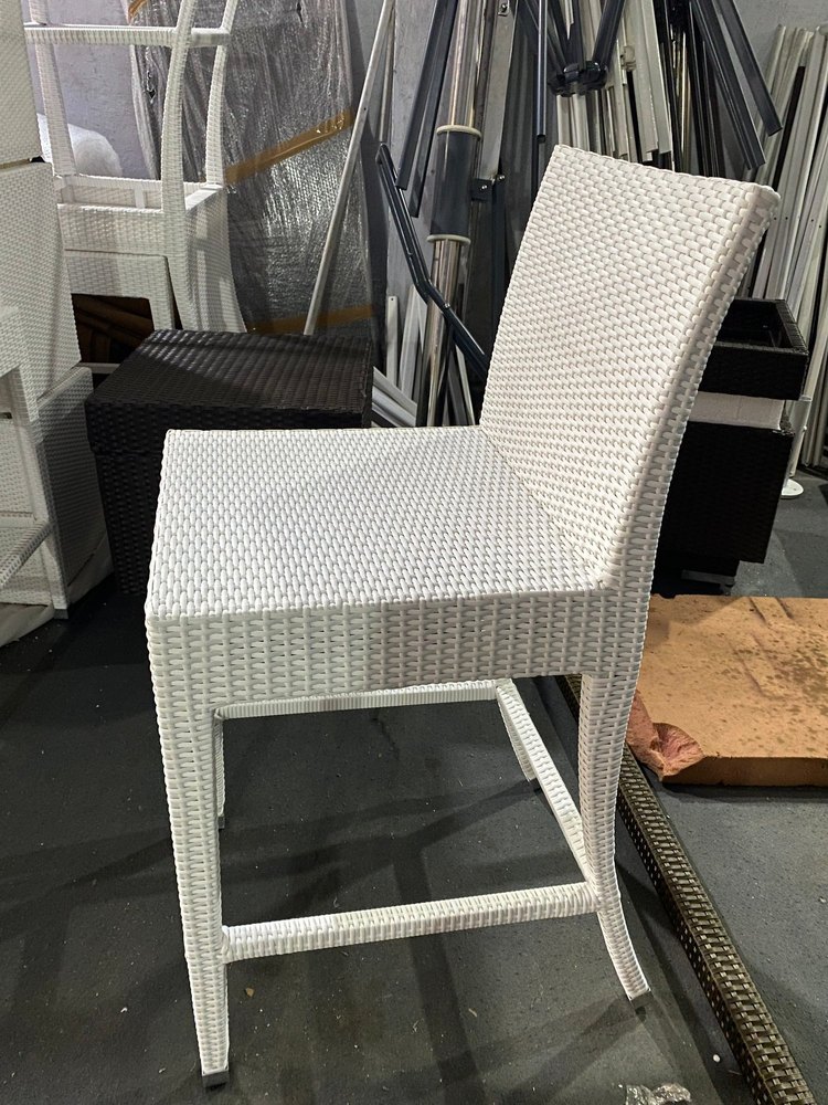 aluminium White Wicker Bar Chair, Size: Standard