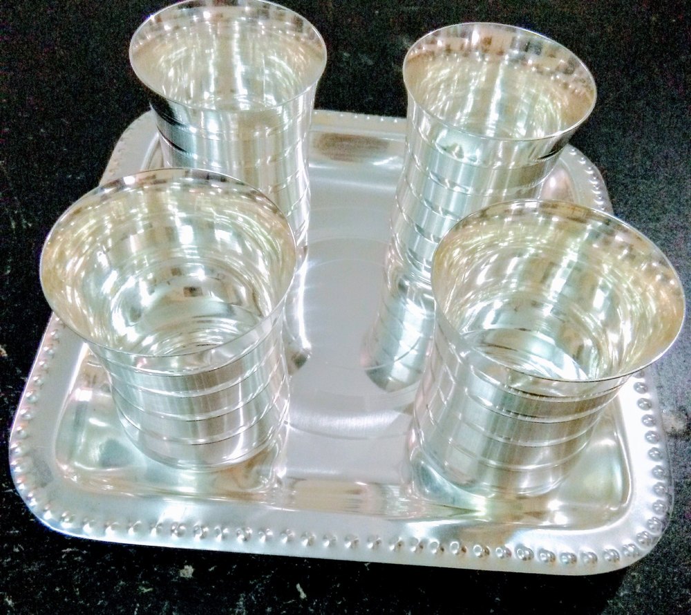 Metal Silver 4 Glass With Tray, For Home, Size: 150ml Cap 4glass
