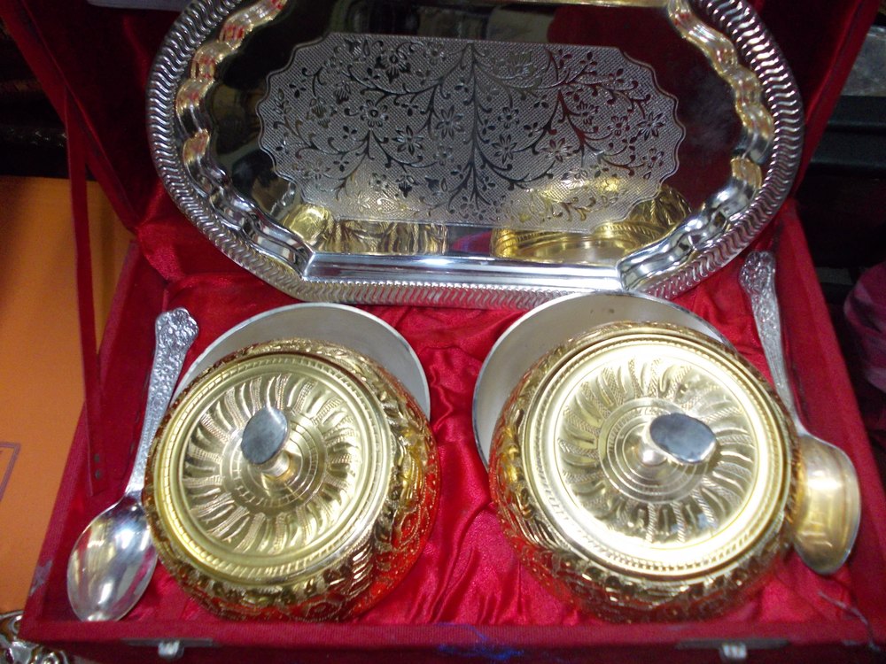 RELA White Gold And Silver Plated Mix Tray With Bowls and Spoons