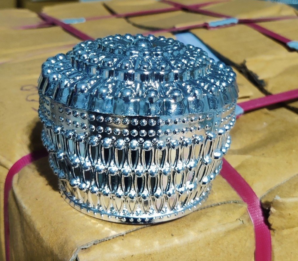 Silver Plated Dry Fruit Box, Box Capacity (In gms): 250 gms