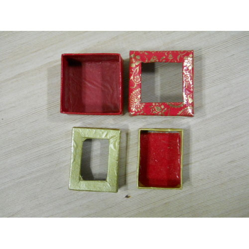 Red Rectangular Silver Boxes, For Gift Box, Size/Dimension: Standard