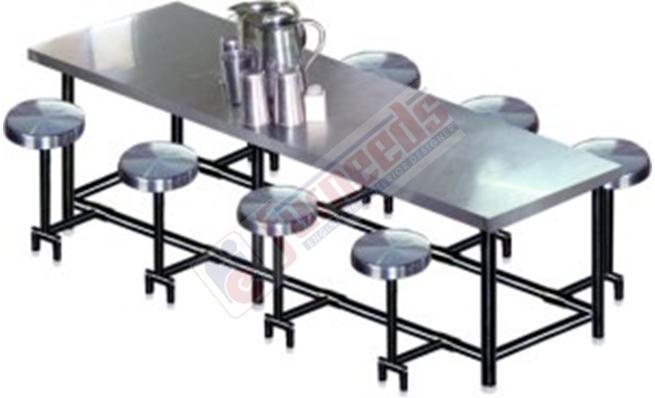 Black Continental Silver Table, Seating Capacity: 6, Size: 4.7 x 3.1 x 6.7 Inch