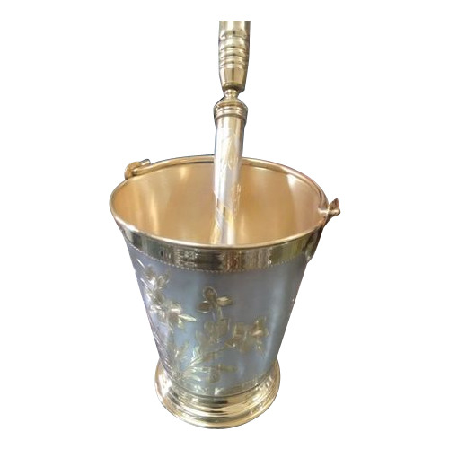 Silver Pichkari Bucket