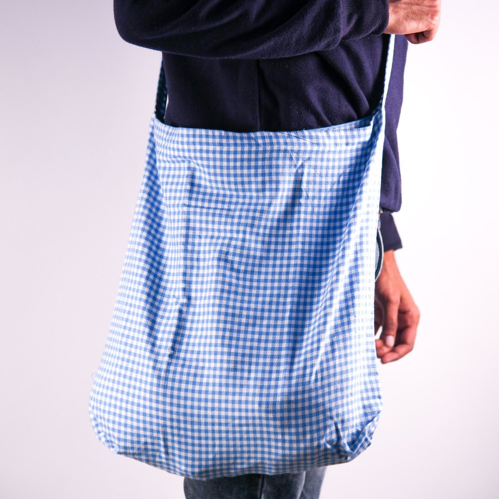 TOTEL blue- white Cotton Fashion Bags, Capacity: 5 To 8 Kg, Size/Dimension: 11*13 Inches