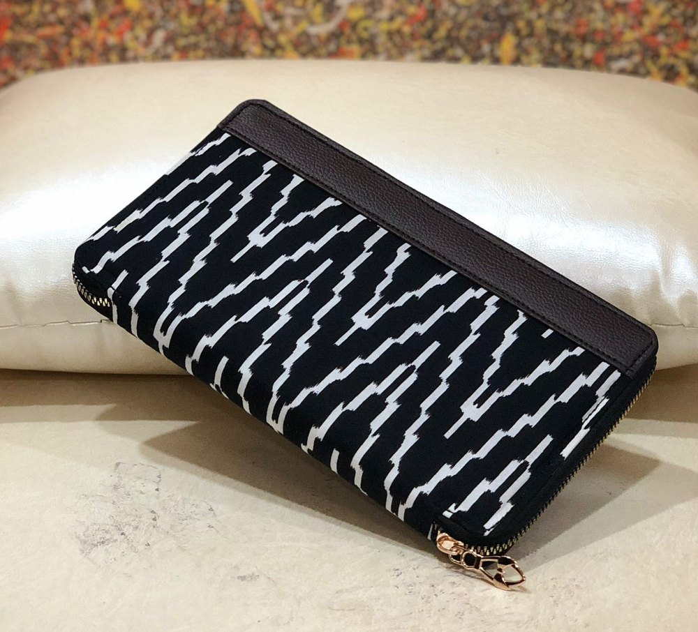 Black Casual Wear Printed Cotton Ladies Purse