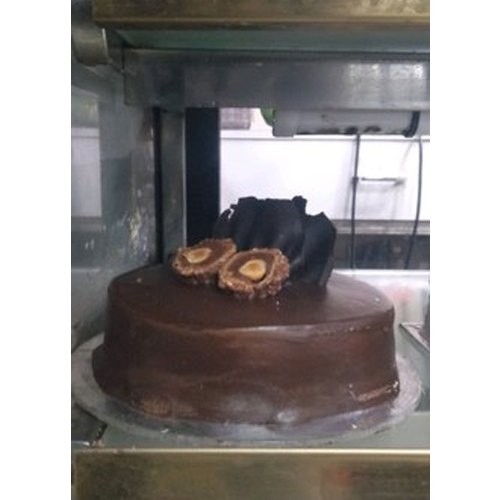 Round Black Currant Chocolate Cake, Packaging Type: Box