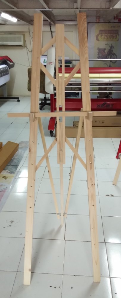 White Portable Wooden Easel Stand, For Painting