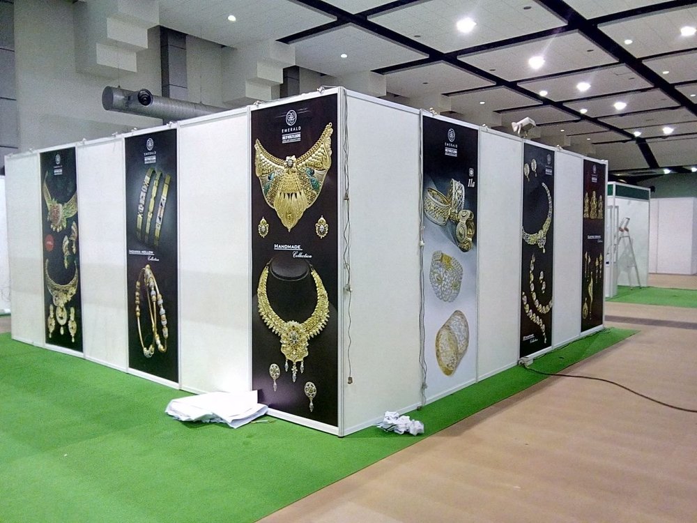 white and black Exhibition Stall Designing Flex Board, For Advertisment