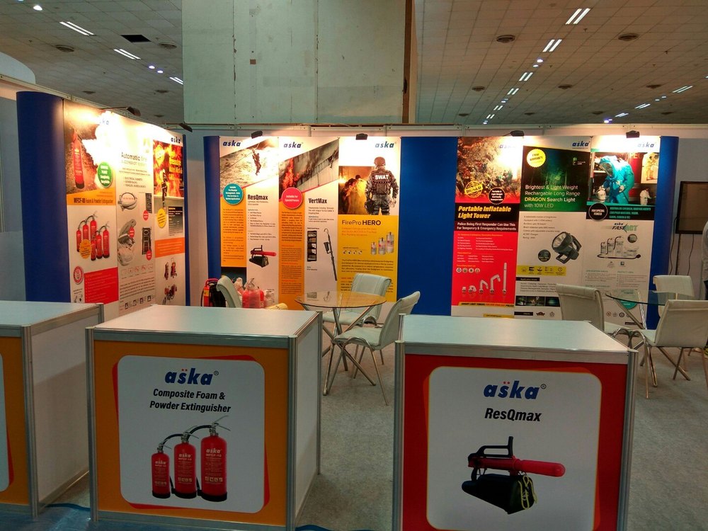 White Portable Exhibition Kits, For Re-usable And Portable