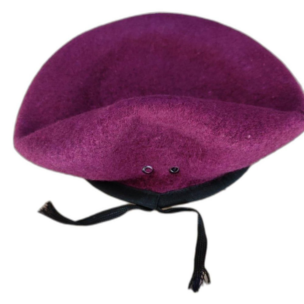 Woolen Maroon Security Guard Beret Cap, Size: Medium, Winter