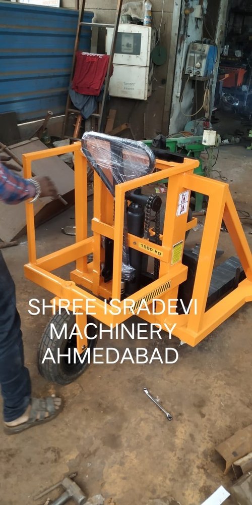 Hand Operated Rough Terrain Pallet Truck, For Material Handling