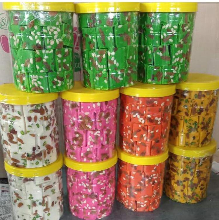 Milk Sugar Maida Pam Oil Tiranga Barfi Peda Laddu Maysur Pak Chikki Confectionery, Size Available: Regular, 150mrp