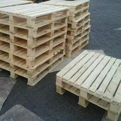 Pine Wooden Pallet, Capacity: 50-100 Kg