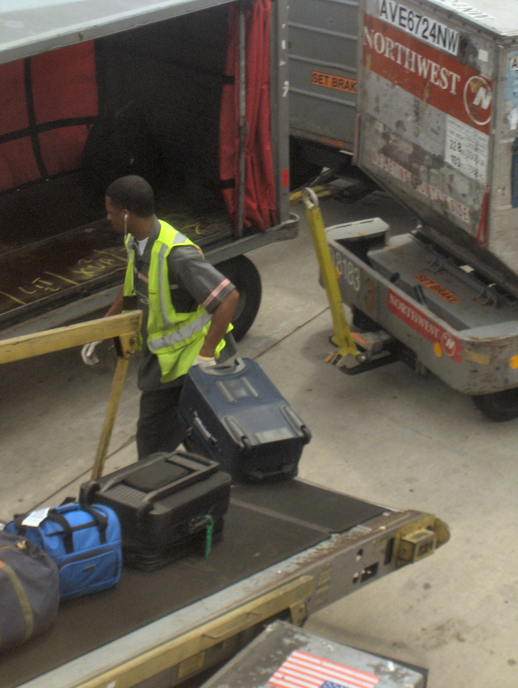 International Baggage Clearance Service