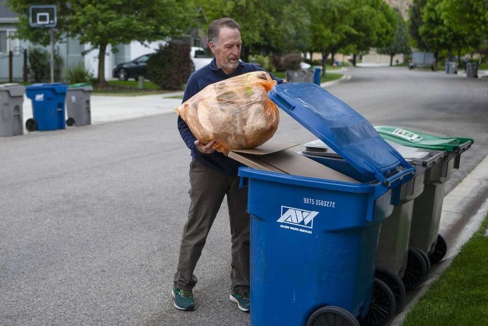 Biodegradable Plastic Recycling Service, Industrial img