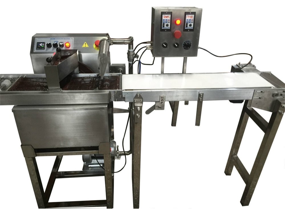 Stainless Steel Chocolate Enrober Coating Machine, Capacity: 500 Piece Per Hour