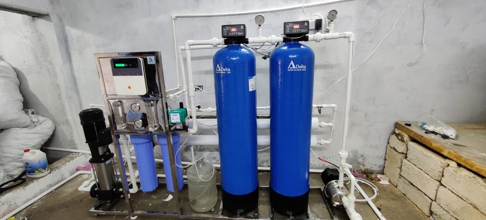 1000 LPH Commercial Reverse Osmosis System, FRP