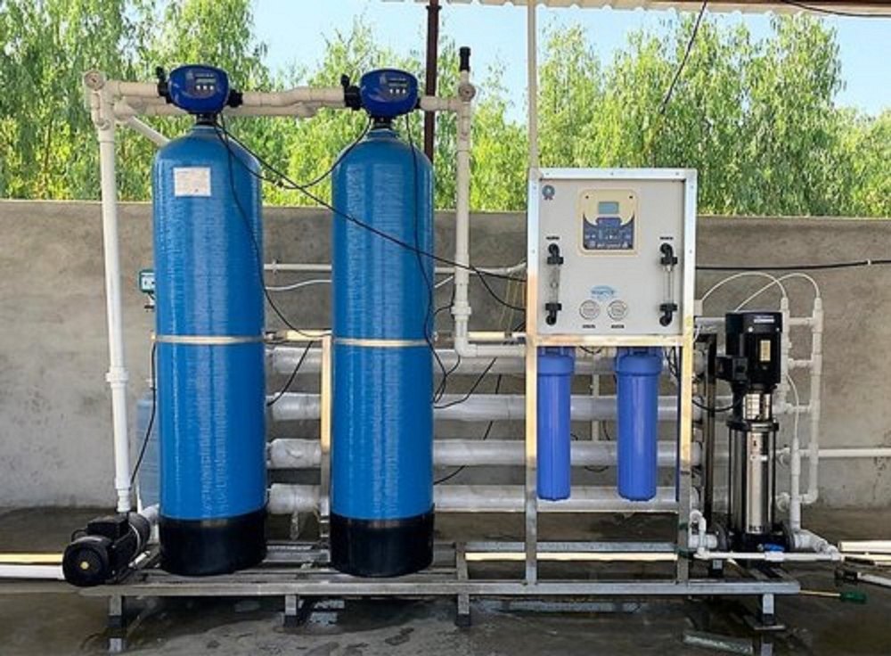 FRP 2500 LPH Reverse Osmosis Plant