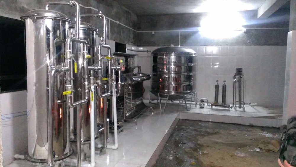 Umesh Stainless Steel SS RO Plant, For Industrial, RO Capacity: 2000-3000 (Liter/hour)