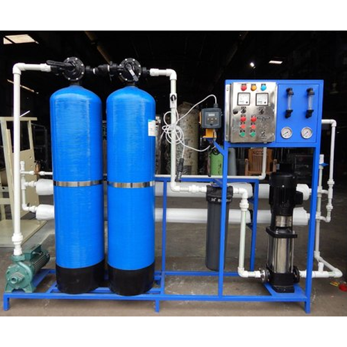 RO Capacity: 2000 (Liter/hour) FRP RO Plant