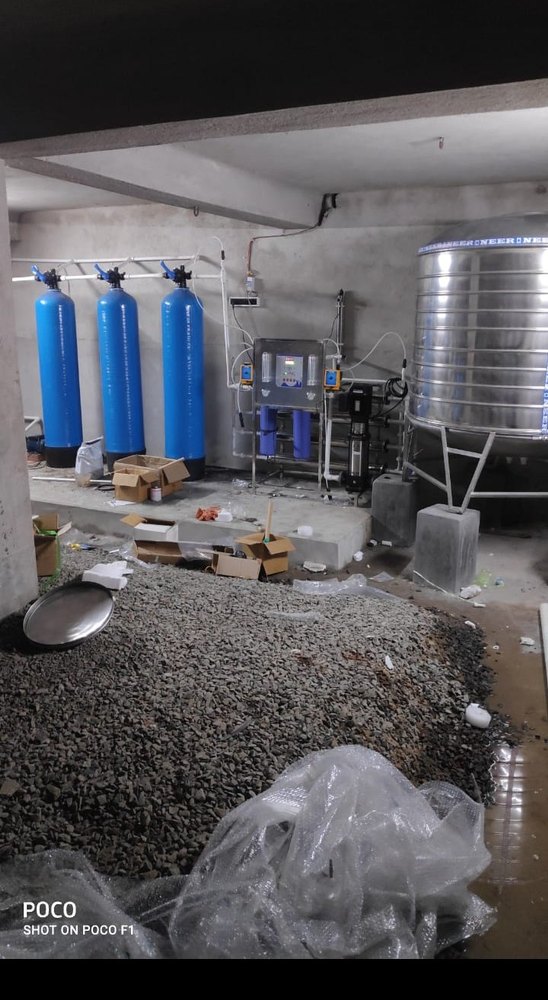 Blue 1000 Lph R.o Plant With 2000 Liters Ss Tank, For Industrial img