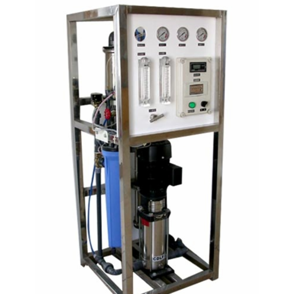 500 LPH Portable Dialysis Ro Plant, FRP