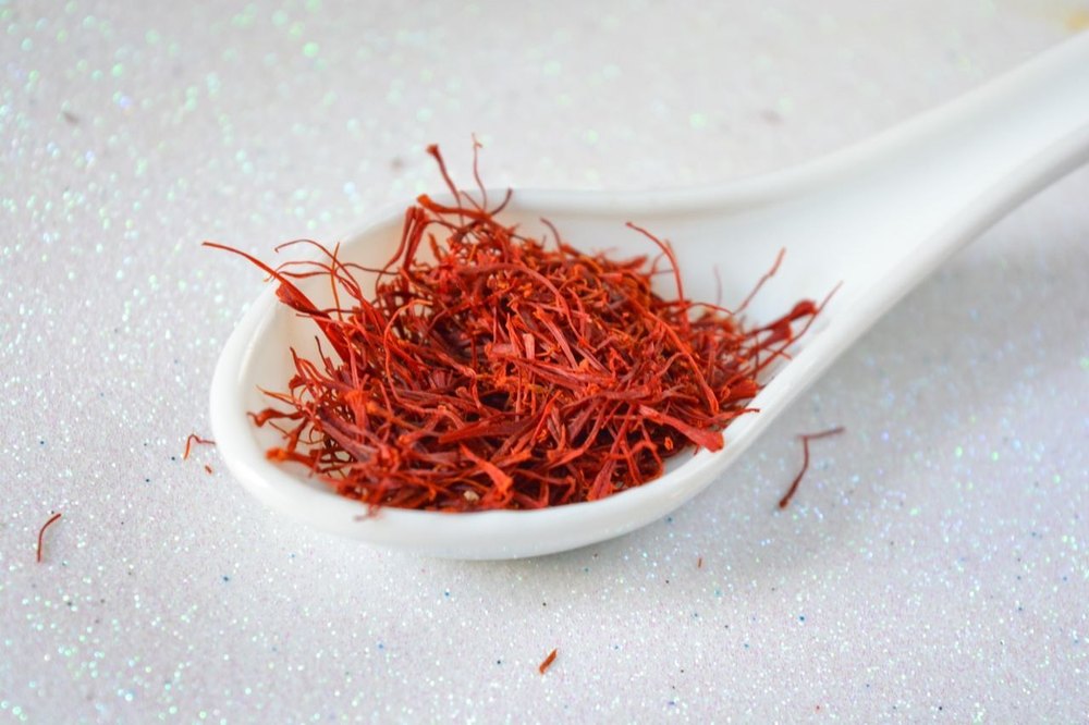 Organic Saffron Threads, For Cooking, Packaging Type: Loose