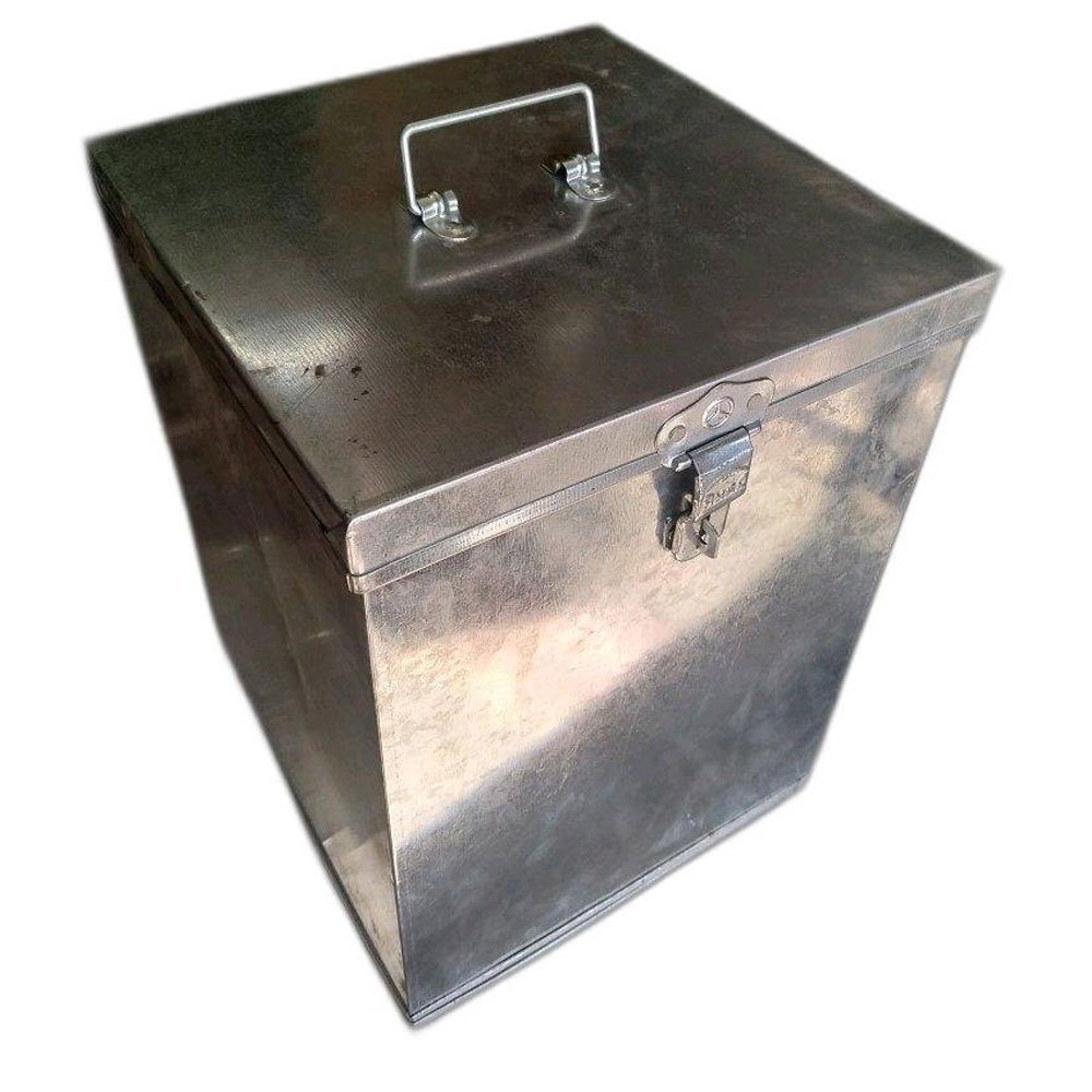 Galvanized Iron 20kg Grain Storage Container, 8kg, Thickness: 6 Gauge