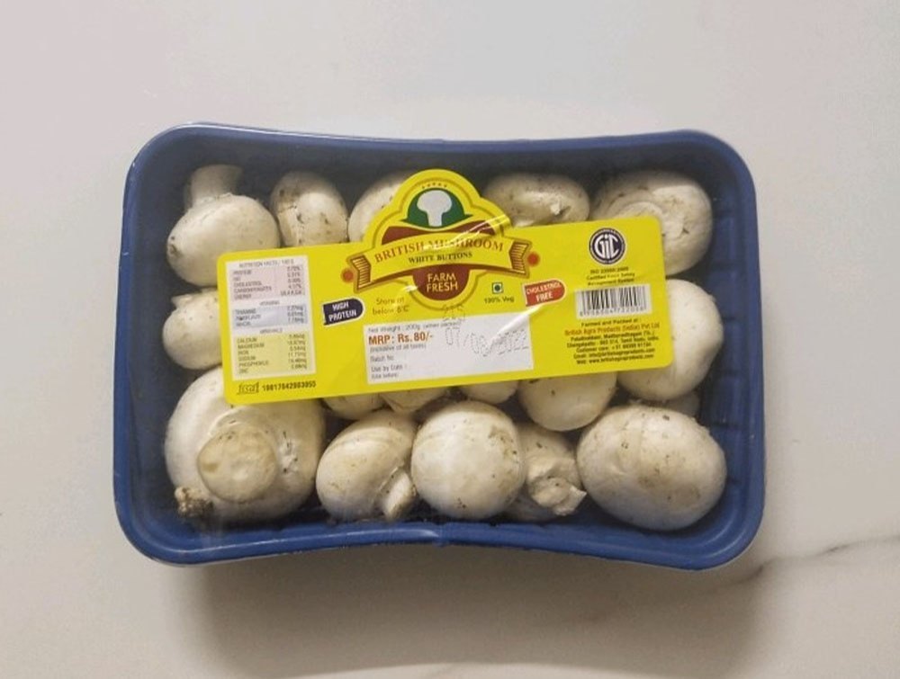 High Nutritional British Fresh Farm Button Mushroom, Packaging Type: Box, Packaging Size: 200gm img