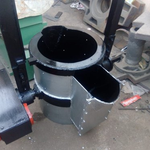 Painted 9 Ton Geared Tilting Ladles, Automation Grade: Semi-Automatic img