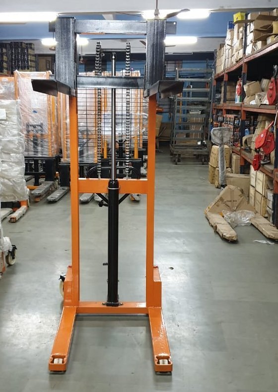 SRE Manual Hydraulic Pallet Stacker, 900mm, 1600mm