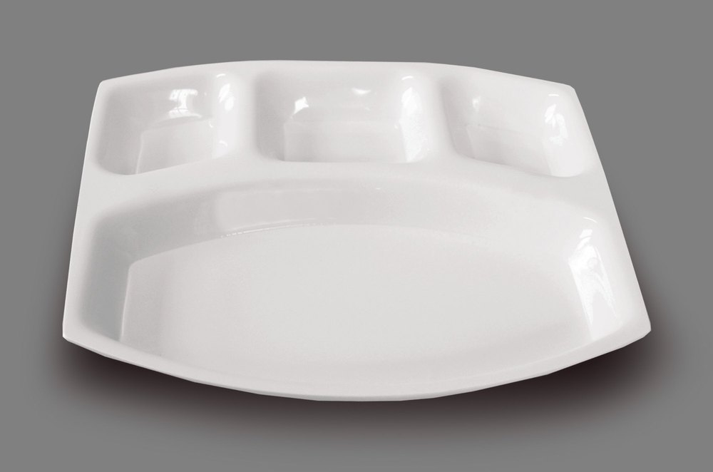 Acrylic White Lunch Buffet Plate, For Hotel, Packaging Type: Carton