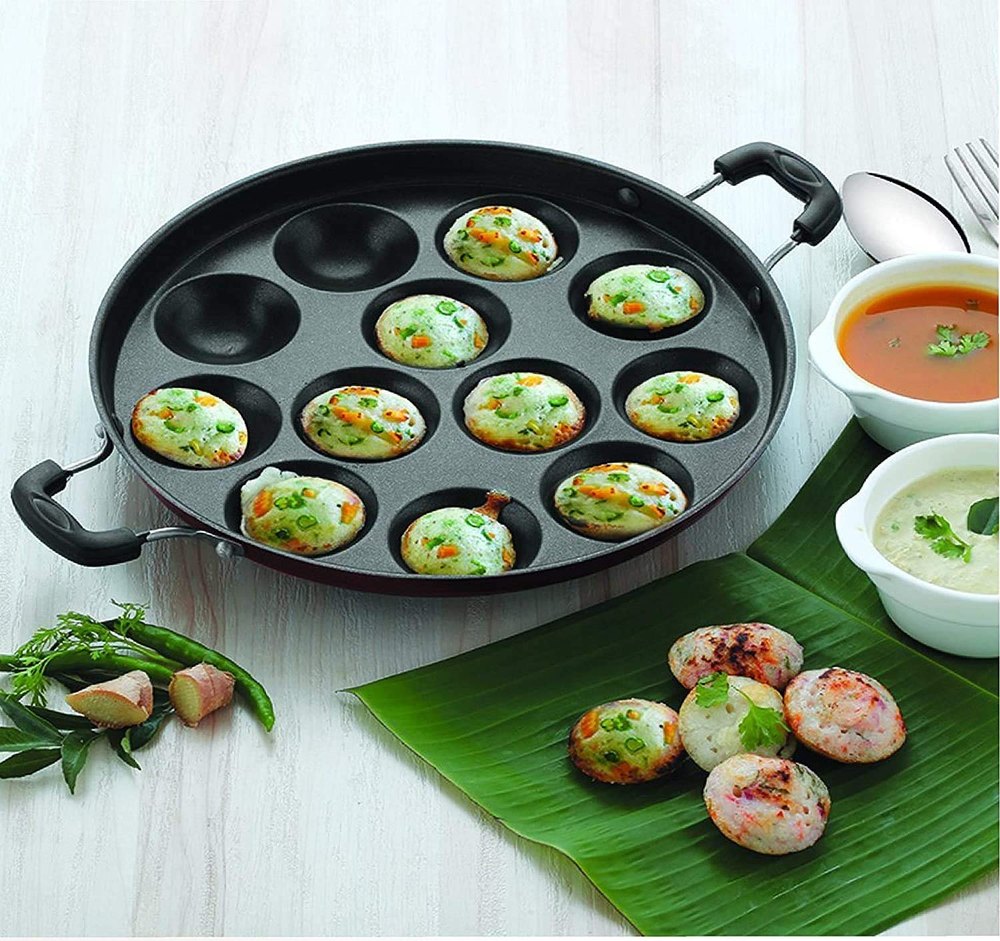 Nonstick Coating Aluminium Appam Patra With Lid, For KITCHEN, Capacity: 12 Cavities img